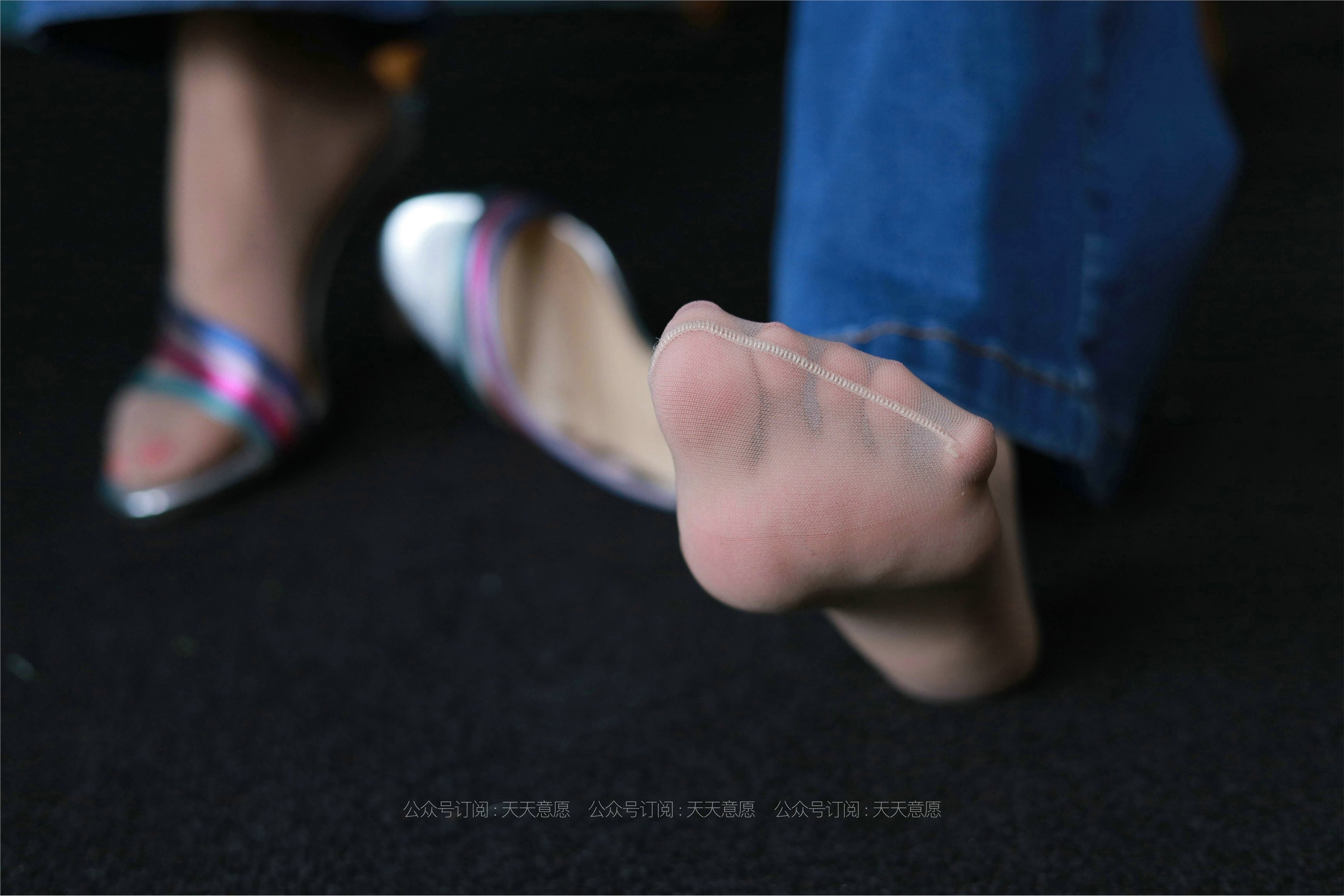 IESS异思趣向  2021.08.04 丝享家879：美子《美背库里丝》